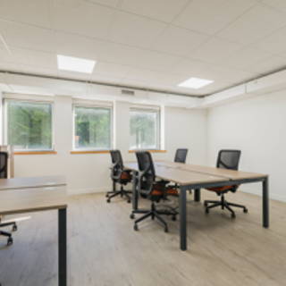 Bureau privé 100 m² 8 postes Coworking Rue Jeanne Braconnier Meudon 92360 - photo 2